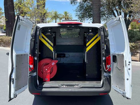 Used 2022 Mercedes-Benz Metris image 46