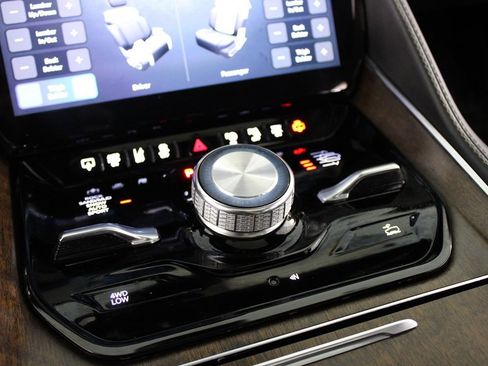 Used 2022 Jeep Grand Wagoneer Series I image 12