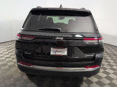New 2025 Jeep Grand Cherokee Limited w/ Trailer Tow Package AWD/4WD image 5