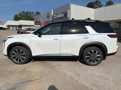 New 2026 Nissan Pathfinder Platinum