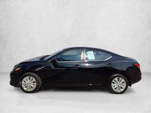 Used 2025 Nissan Sentra S FWD image 9