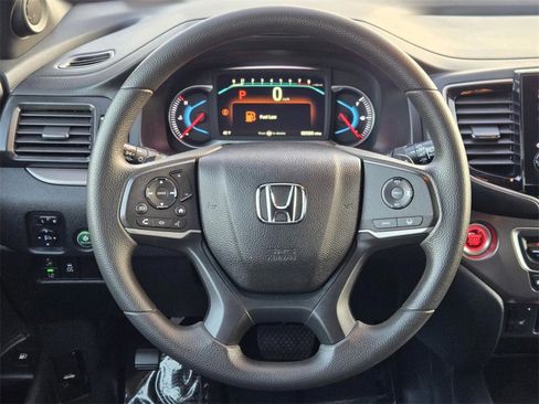 Used 2022 Honda Pilot Sport image 14