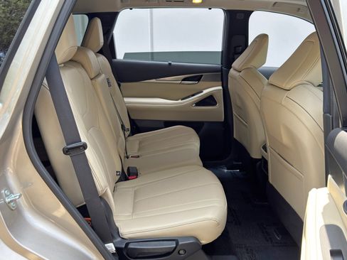 Used 2025 INFINITI QX60 Luxe FWD image 43