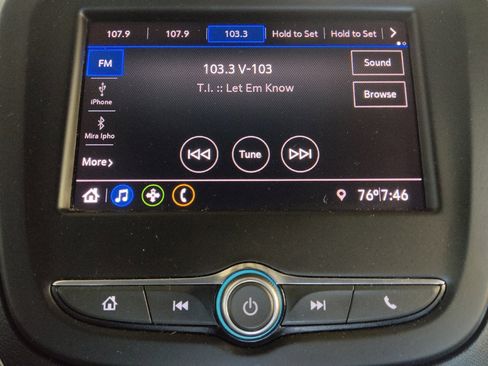 Used 2020 Chevrolet Equinox LS FWD image 25