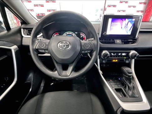 Used 2025 Toyota RAV4 LE image 5