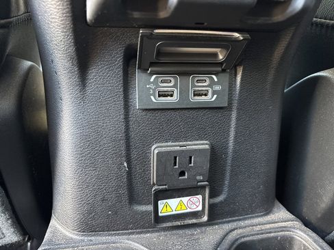 Used 2020 Jeep Gladiator Rubicon image 33