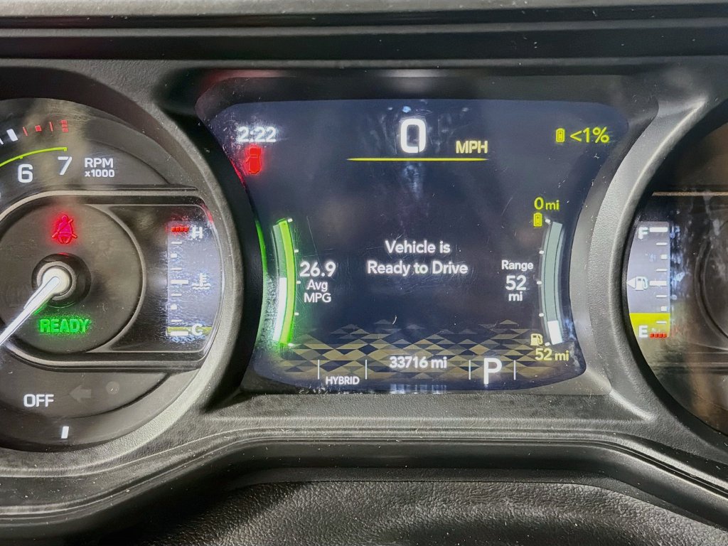 Used 2024 Jeep Wrangler Unlimited w/ Convenience Group AWD/4WD image 14