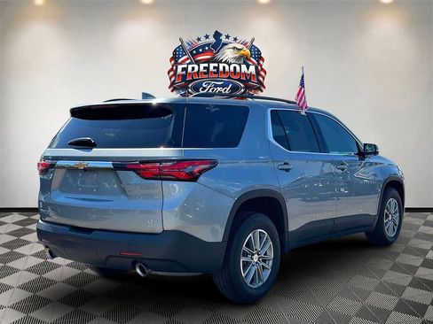 Used 2023 Chevrolet Traverse LT AWD/4WD image 5