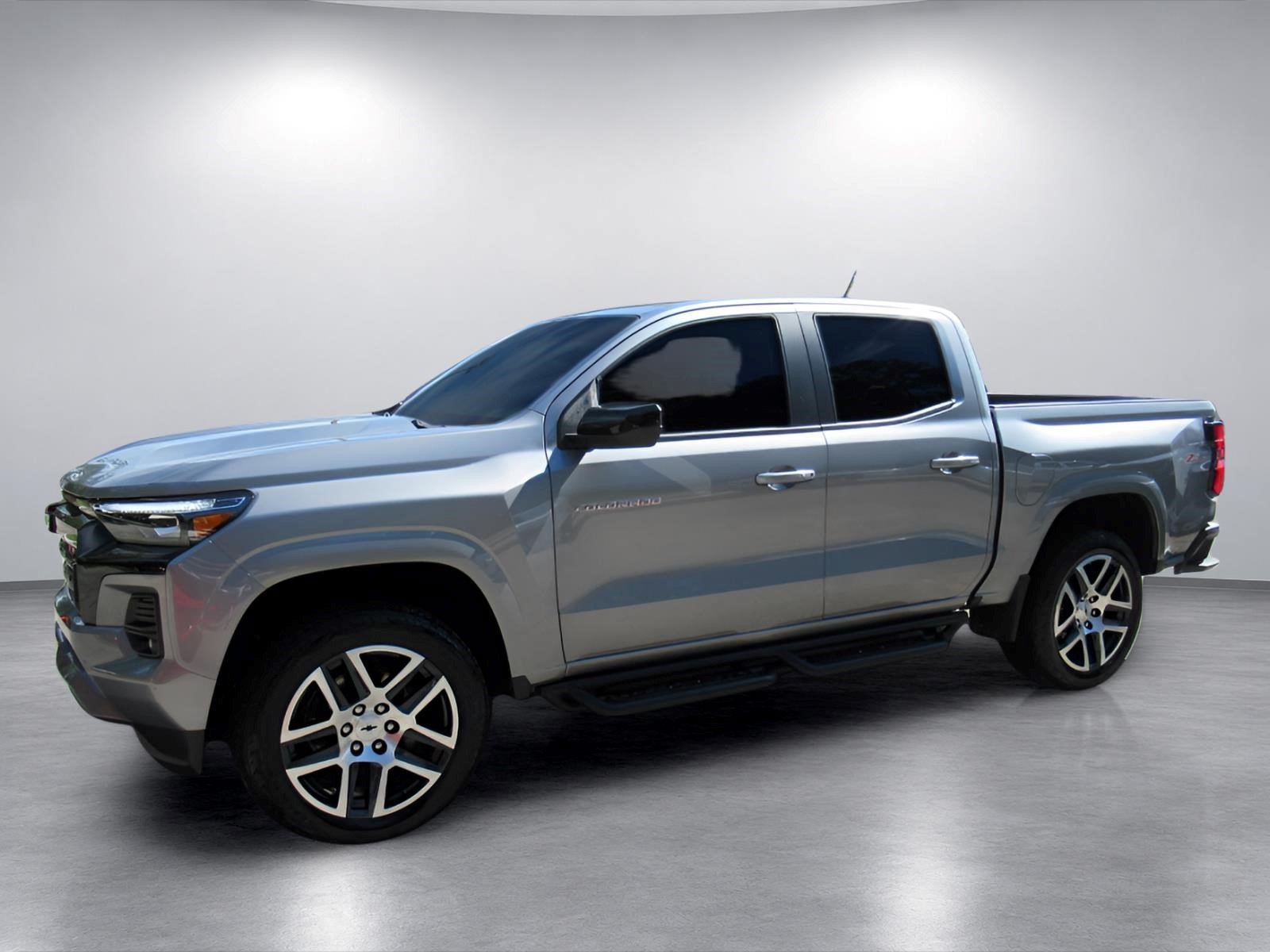 Used 2024 Chevrolet Colorado Z71 w/ Z71 Convenience Package 2 AWD/4WD image 4