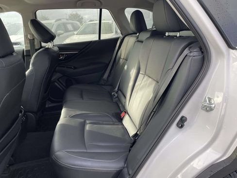 Certified 2024 Subaru Outback Limited AWD/4WD image 3