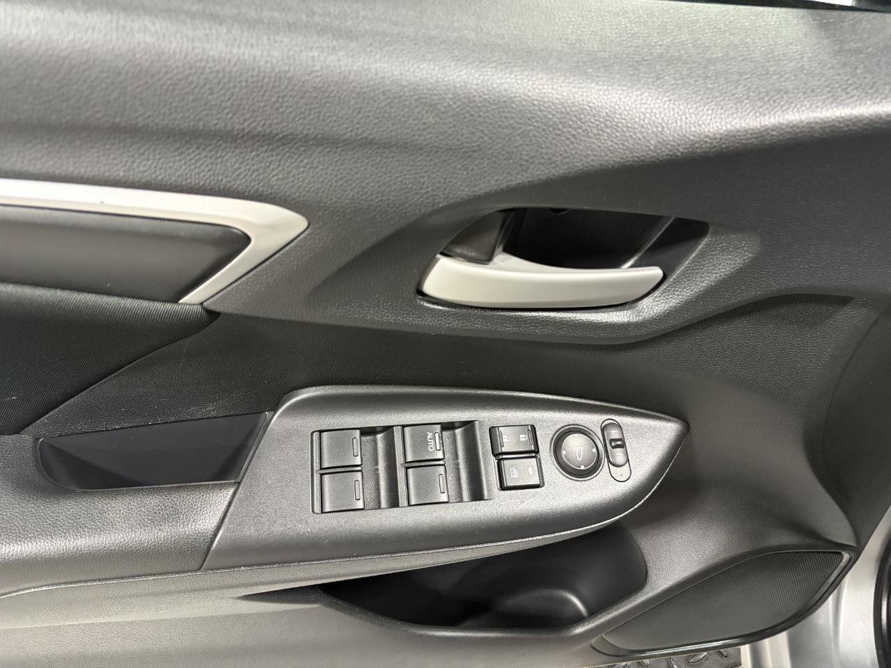 Used 2015 Honda Fit LX image 12