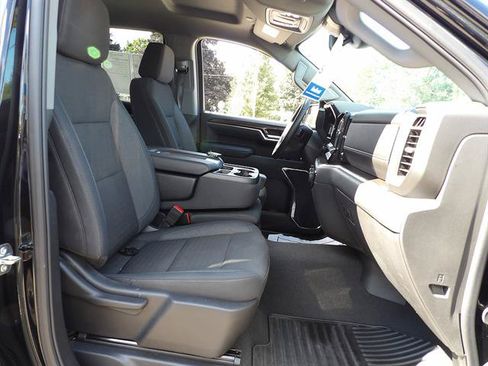 Certified 2025 Chevrolet Silverado 1500 LT AWD/4WD image 36