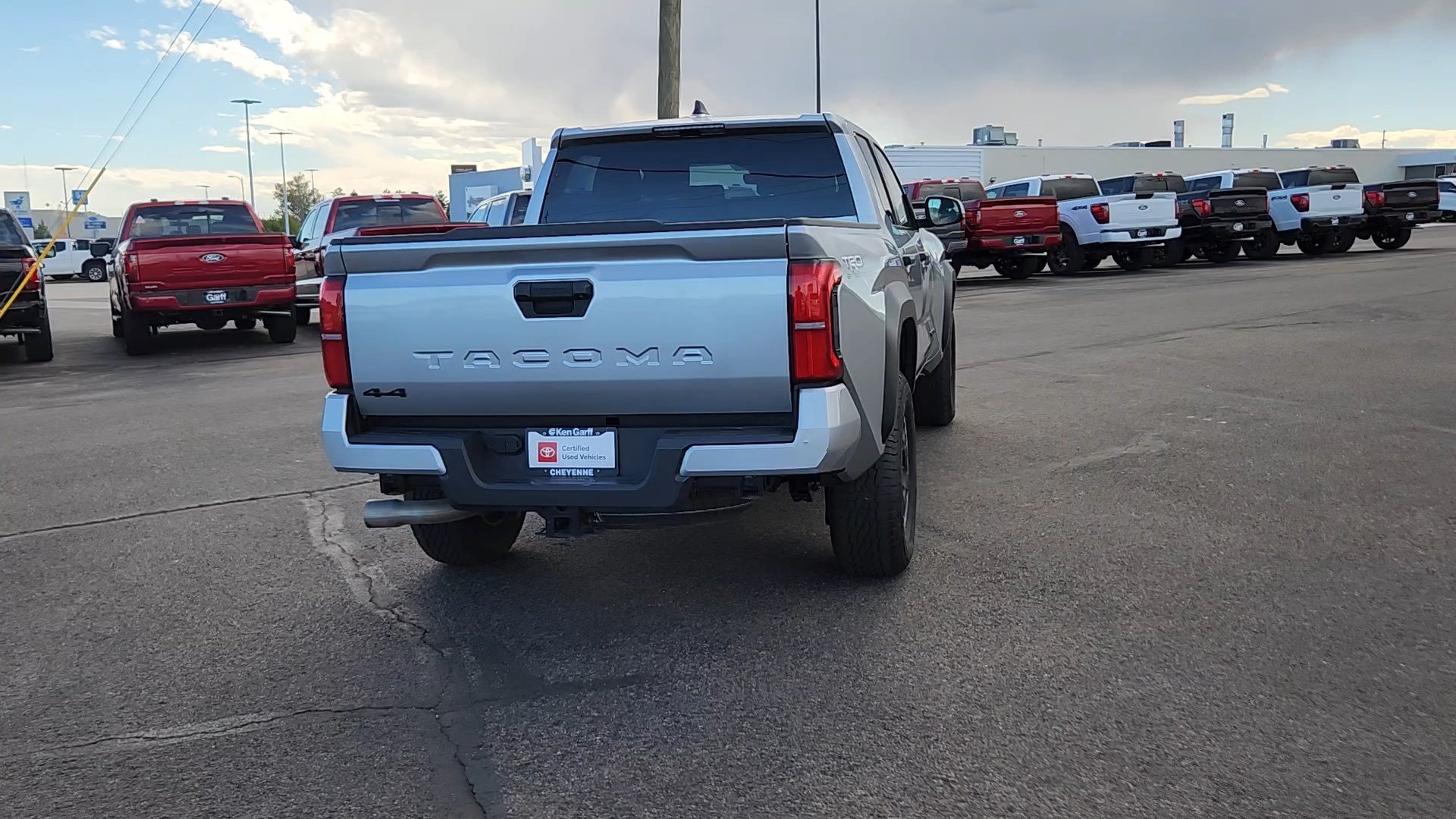Used 2024 Toyota Tacoma TRD Off-Road AWD/4WD image 3