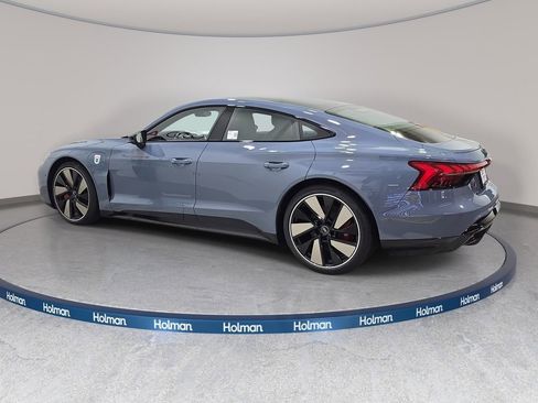 New 2026 Audi S e-tron GT Prestige image 8