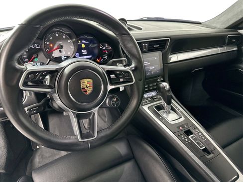 Certified 2019 Porsche 911 Carrera S image 4