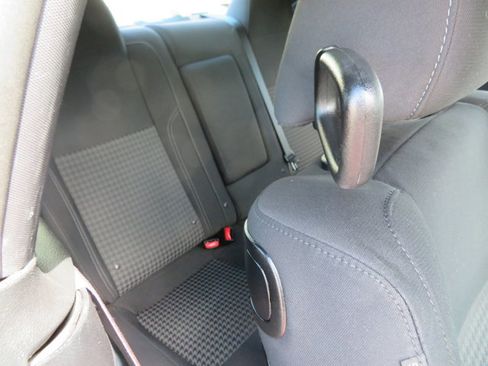 Used 2015 Dodge Challenger SXT w/ Super Sport Group (SS/T) image 19