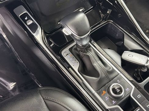 Used 2023 Kia Sorento SX AWD/4WD image 18