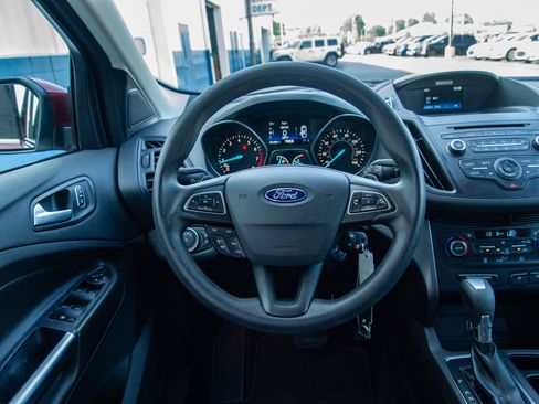 Used 2017 Ford Escape SE FWD image 22