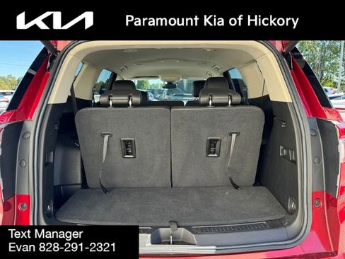 Used 2023 GMC Acadia Denali image 16