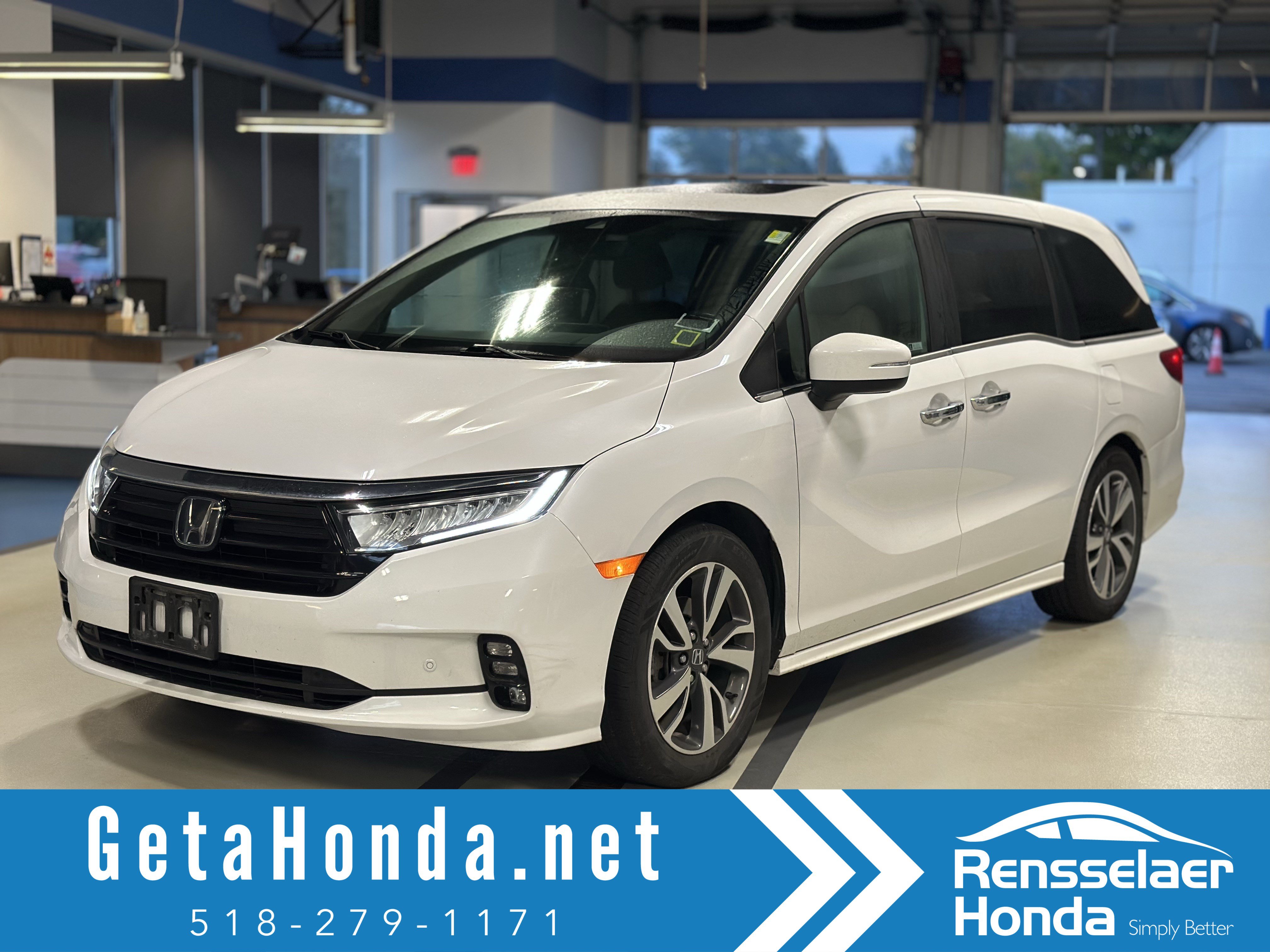 Used 2023 Honda Odyssey Touring image 1