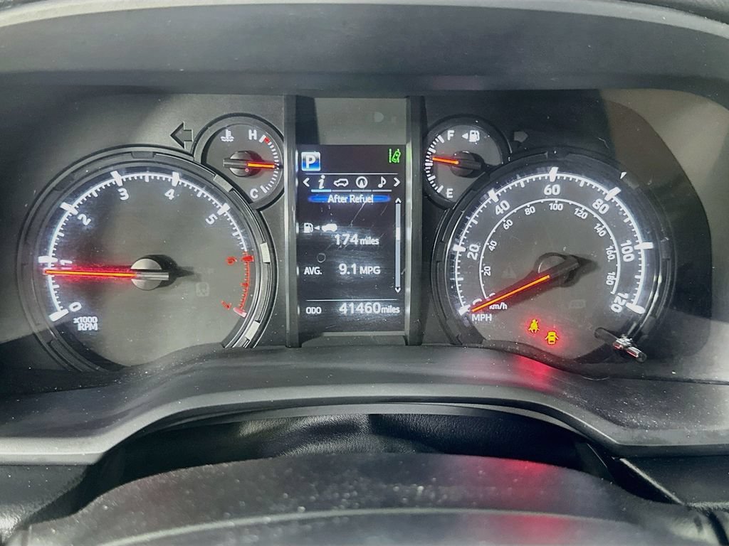 Used 2022 Toyota 4Runner SR5 Premium w/ Moonroof Package RWD image 26