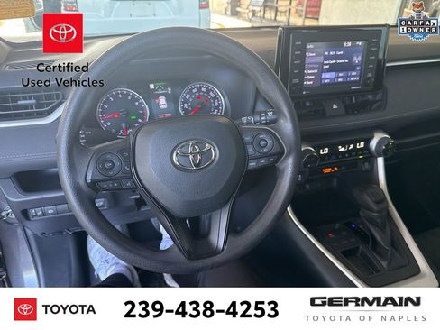 Used 2022 Toyota RAV4 XLE w/ Convenience Package FWD image 20
