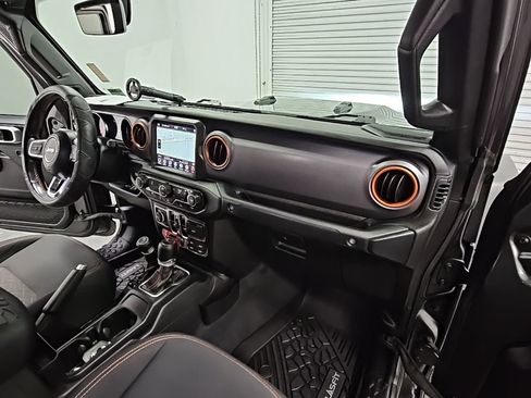 Used 2022 Jeep Gladiator Mojave w/ Trailer Tow Package image 37