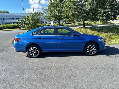 Used 2022 Volkswagen Jetta S FWD image 5