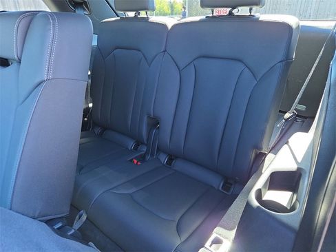 Used 2025 Audi Q7 3.0T Premium Plus image 12