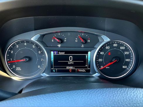 Used 2019 GMC Acadia SLT FWD image 13