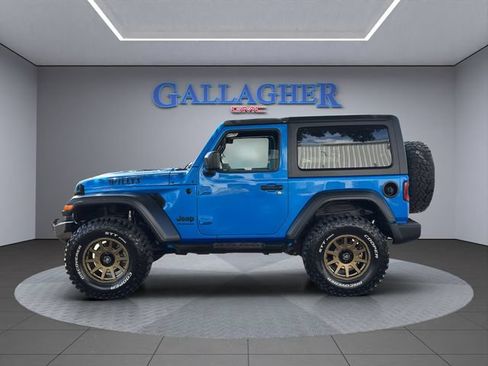 Used 2022 Jeep Wrangler Sport AWD/4WD image 9