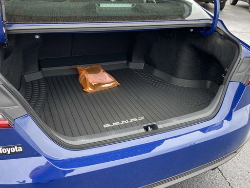 New 2026 Toyota Camry SE FWD image 12