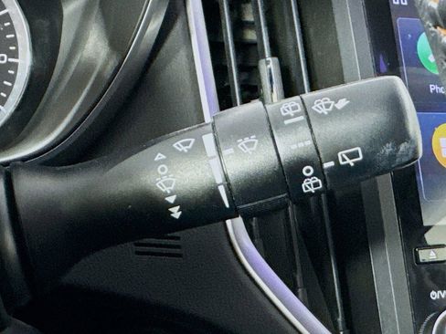 Used 2020 Subaru Crosstrek 2.0i Limited w/ Moonroof Package image 13