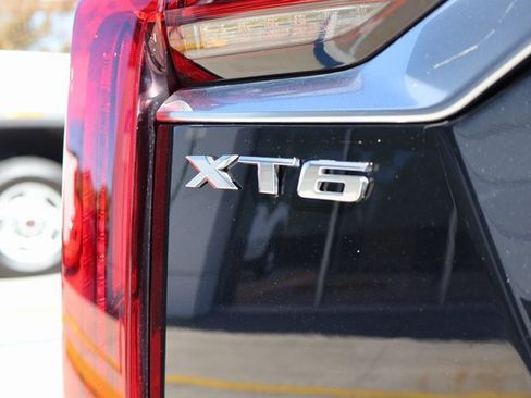 Used 2024 Cadillac XT6 Premium Luxury image 6