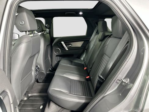 Certified 2025 Land Rover Discovery Sport Dynamic SE AWD/4WD image 15