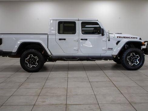 Used 2020 Jeep Gladiator Rubicon image 2