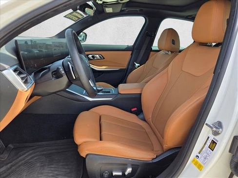 Used 2023 BMW 330i Sedan w/ Premium Package image 16