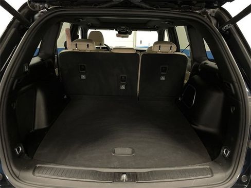 Used 2022 Jeep Grand Cherokee Limited 4xe w/ Luxury Tech Group II image 25