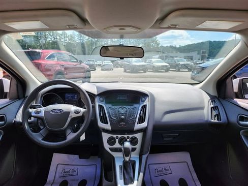 Used 2014 Ford Focus SE FWD image 15