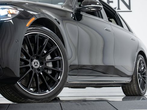 Certified 2023 Mercedes-Benz S 500 4MATIC image 27