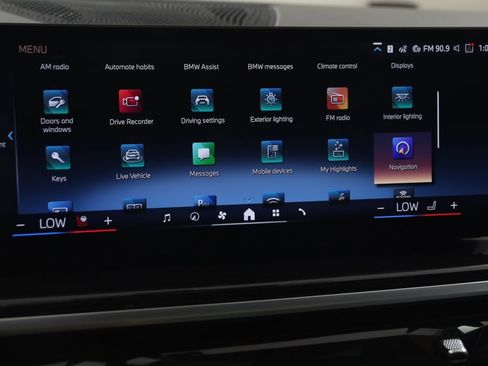 Used 2024 BMW X6 xDrive40i w/ Premium Package image 49