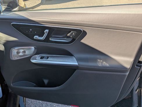 Used 2025 Mercedes-Benz GLC 63 AMG S image 38