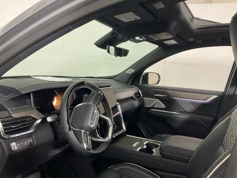 Used 2025 GMC Acadia Denali w/ Super Cruise Package AWD/4WD image 22