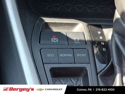 Used 2023 Toyota RAV4 XLE image 26