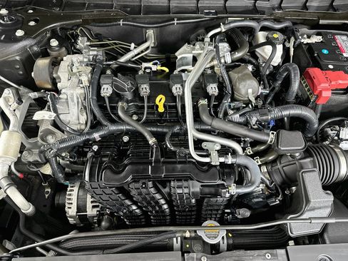 Used 2023 Nissan Altima 2.5 SR FWD image 33
