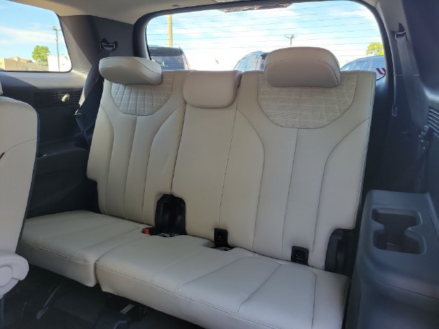 Used 2024 Hyundai Palisade Limited AWD/4WD image 30