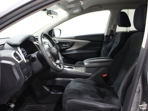 Used 2017 Nissan Murano S FWD image 3