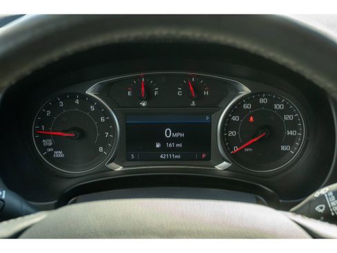 Used 2024 GMC Terrain SLT image 19