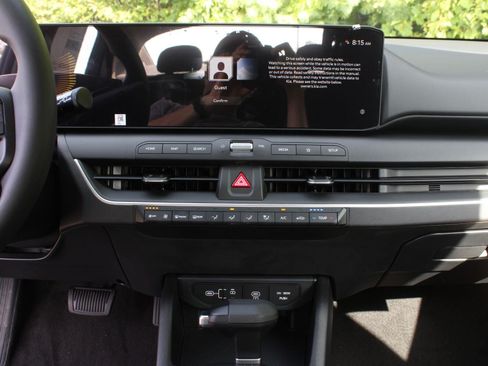 New 2026 Kia K4 FWD image 11