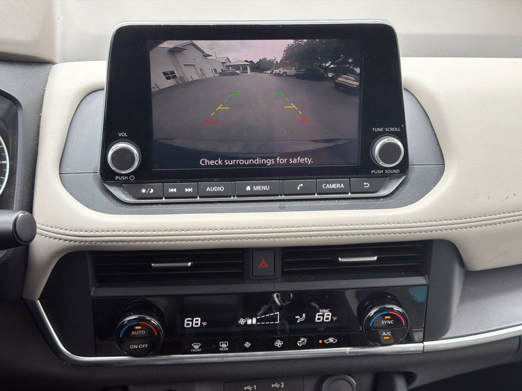 Certified 2025 Nissan Rogue SV FWD image 12